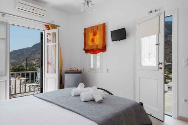 Double Room With Pool ViewFrazeska Sifnos
