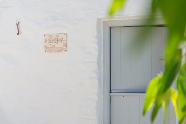 Themonia room Frazeska villa Sifnos